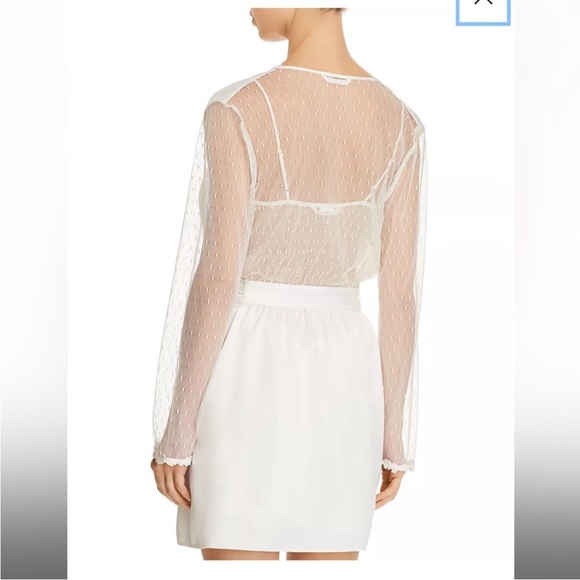 Robe - Picture 3 of 6